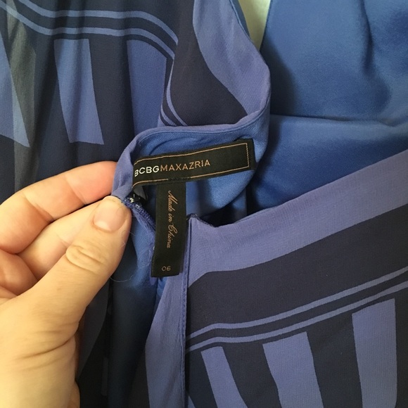 BCBGMAXARIA blue asymmetrical dress - Picture 7 of 8